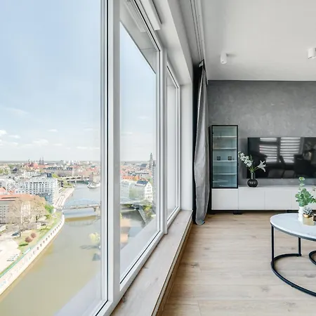 Rent Invest - Quorum Apartamenty Parking Klimatyzacja Wroclaw Exterior photo