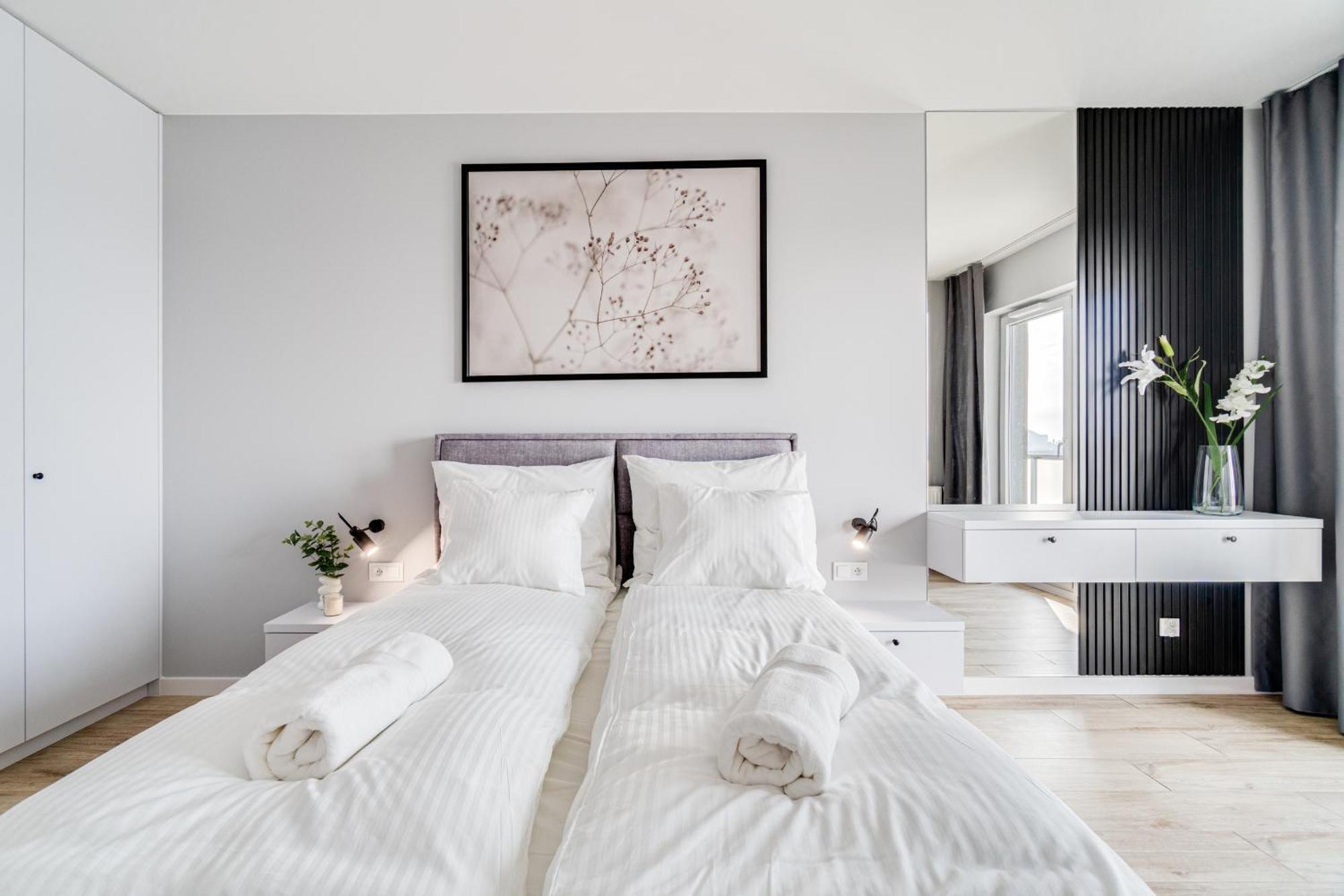 Rent Invest - Quorum Parking Klimatyzacja Apartamento *