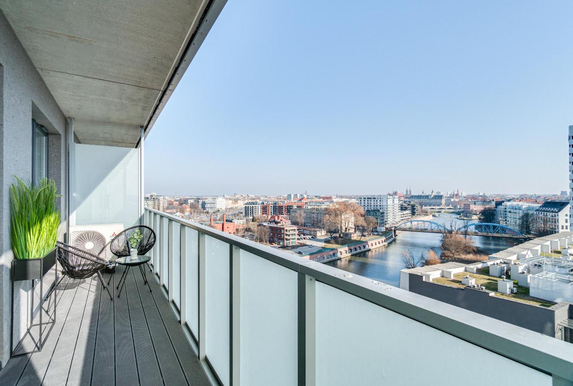 Rent Invest - Quorum Parking Klimatyzacja Apartamento *